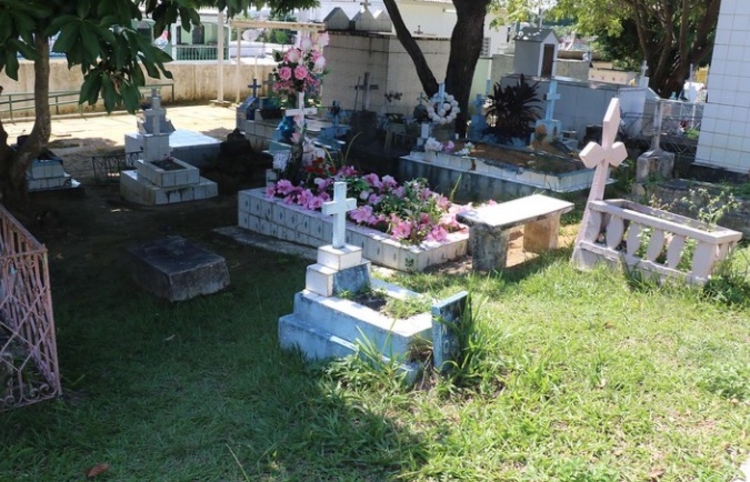 Manaus registra 35 sepultamentos nesta segunda-feira