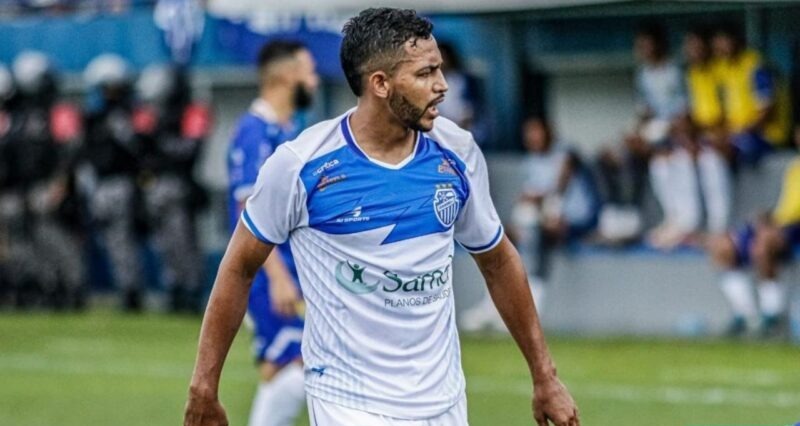 Série B: Endividado, São Raimundo anuncia volante Antony como primeiro reforço