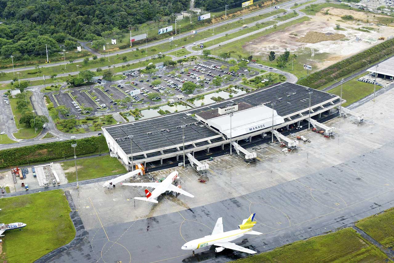 Aeroporto de Manaus retoma voos após nevoeiro suspender atividades