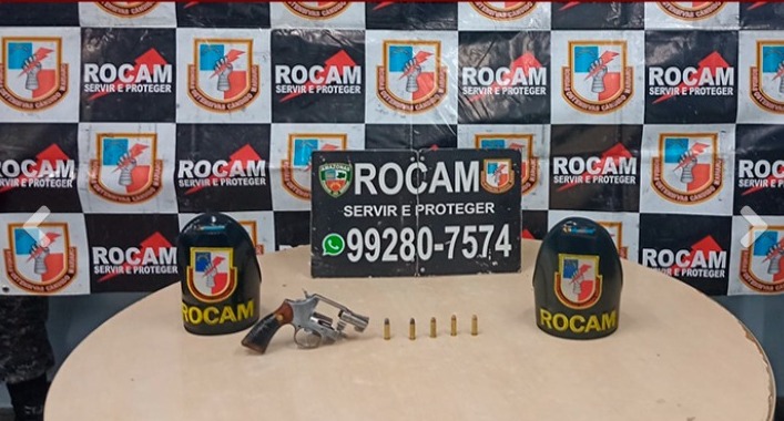 Após denúncia, homem é preso com arma e admite ser de facção criminosa em Manaus