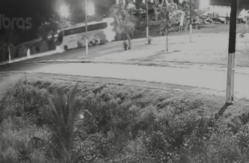 Idoso morre atropelado por ônibus em Presidente Figueiredo
