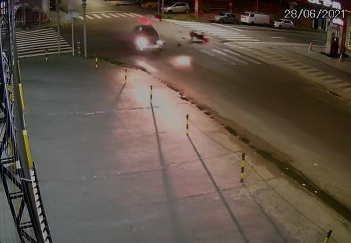 Vídeos chocantes mostram acidente que matou mecânico e deixou 2 feridos em Manaus