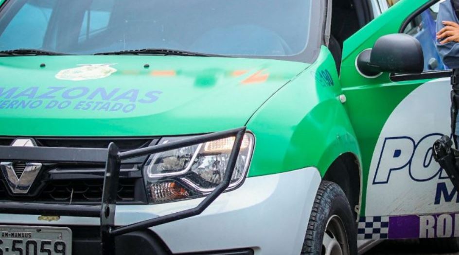 Marido é preso após mulher ser encontrada ensanguentada e com corte na cabeça em Manaus