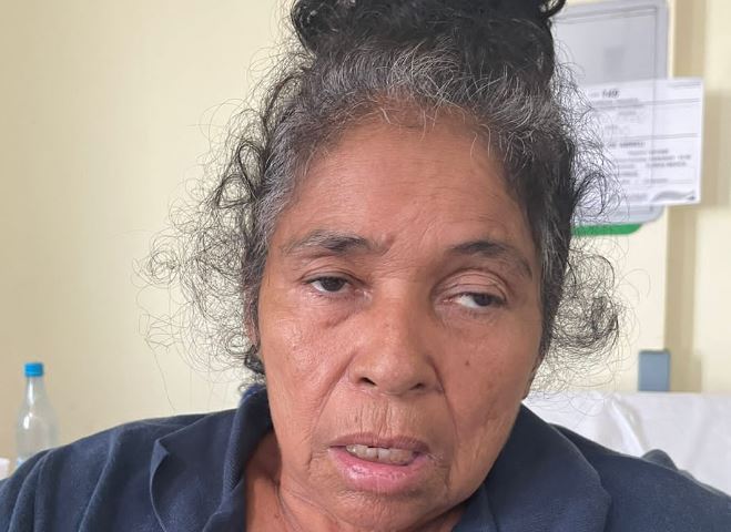 HPS Platão Araújo pede ajuda para encontrar familiares de paciente desorientada