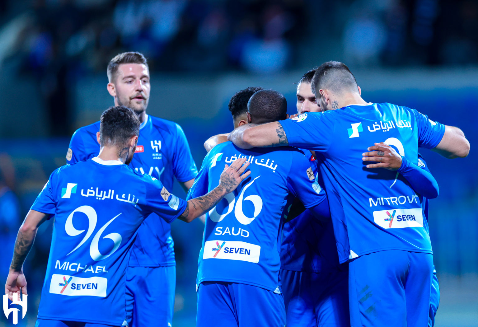 Al Hilal vence o Al Ittihad de virada e ultrapassa marca do Coritiba