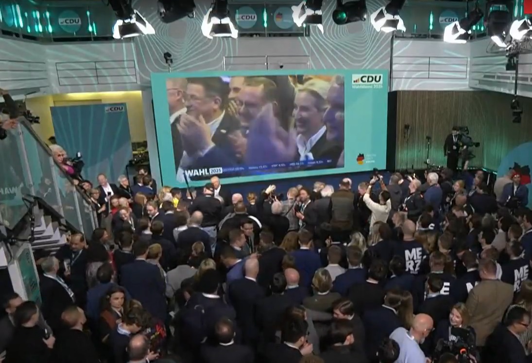 Conservadores devem vencer na Alemanha e extrema-direita tem avanço recorde 