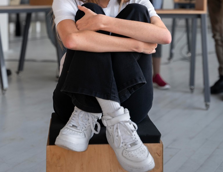 Professor é preso por perseguir e assediar aluna dentro de escola em Manacapuru