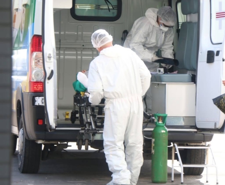 Amazonas registra nas últimas 24 hs 704 novos casos de Covid e 35 mortes