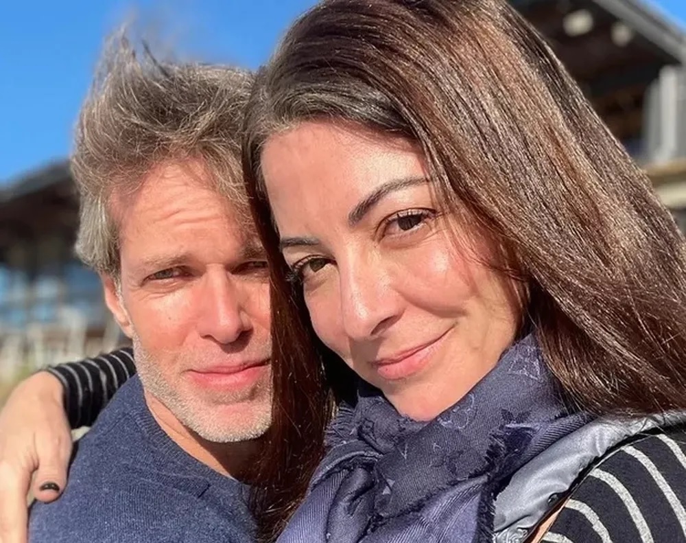 Marido de Ana Paula Padrão tem alta após cair de 7 metros durante assalto: 'traumas'