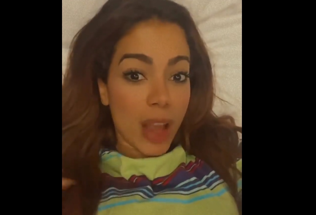 Anitta reage após multa do TSE por manifestações contra Bolsonaro: ‘menos uma bolsa'