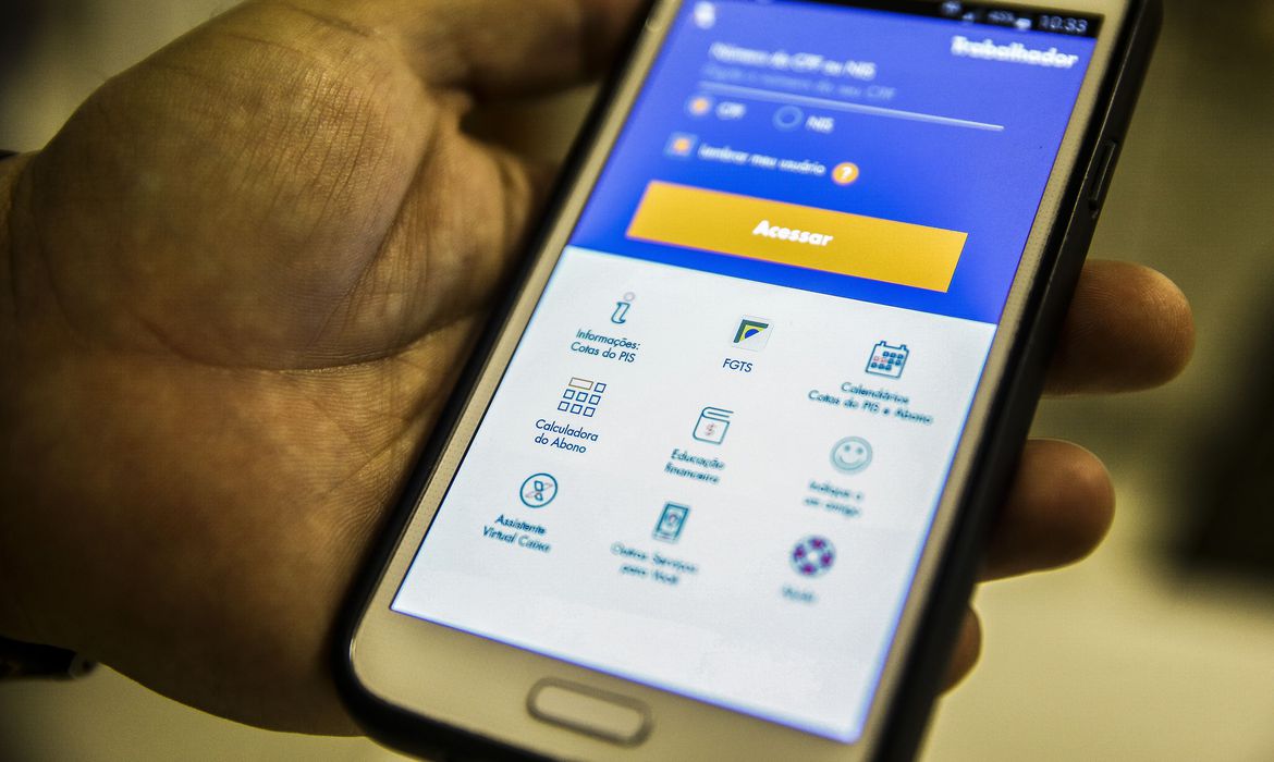 Trabalhadores nascidos em março podem sacar até R$ 1 mil no FGTS; veja calendário