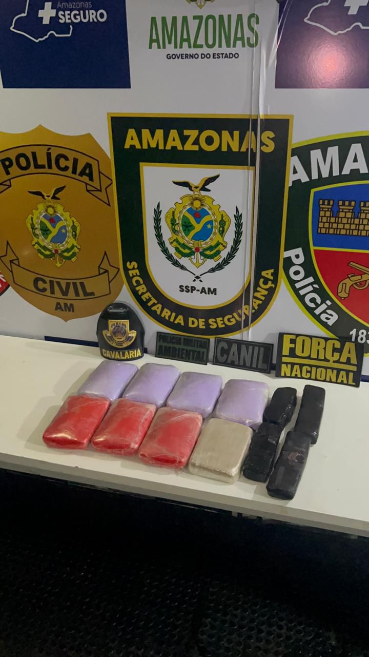Tripulante e passageiros são presos com drogas avaliadas em R$ 650 mil em Coari