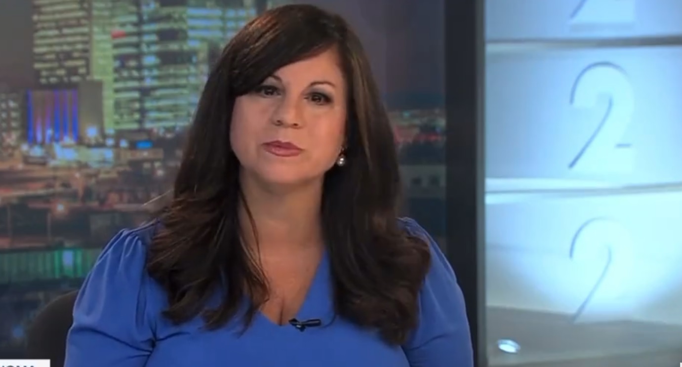 Apresentadora sofre derrame ao vivo e apavora equipe e espectadores; assista