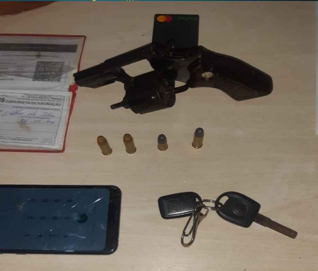 Trio suspeito de cometer assaltos é preso em estrada do Amazonas