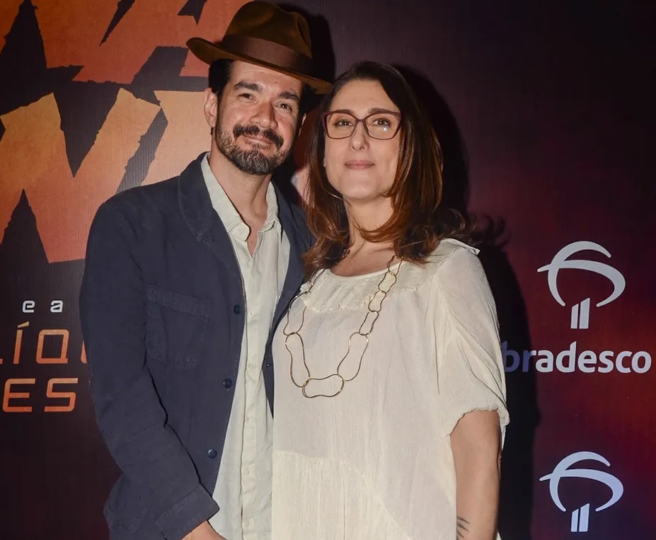 Paola Carosella diz que conheceu namorado em app e pensou que ficaria solteira para sempre após divórcio