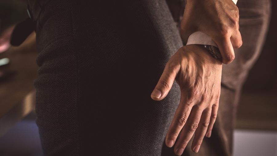 Recepcionista vítima de assédio sexual no trabalho é indenizada em R$ 50 mil