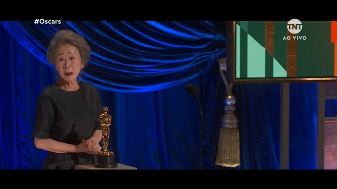 Oscar 2021: Youn Yuh-jung leva o prêmio de Melhor Atriz Coadjuvante 