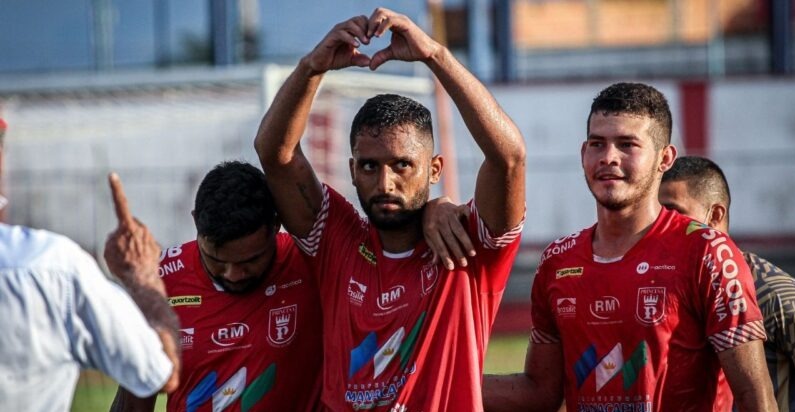 Do início difícil ao amor à camisa e o sonho do título: os 100 jogos de Eric pelo Princesa