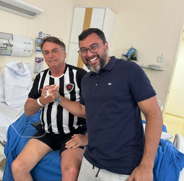 Internado em Manaus, Bolsonaro recebe visita do governador Wilson Lima