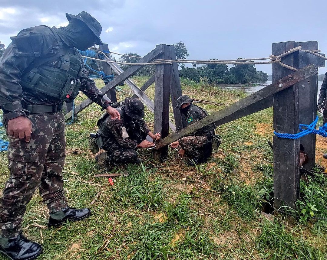 6º Batalhão de Engenharia de Construção interrompe garimpo durante Operação Catrimani II
