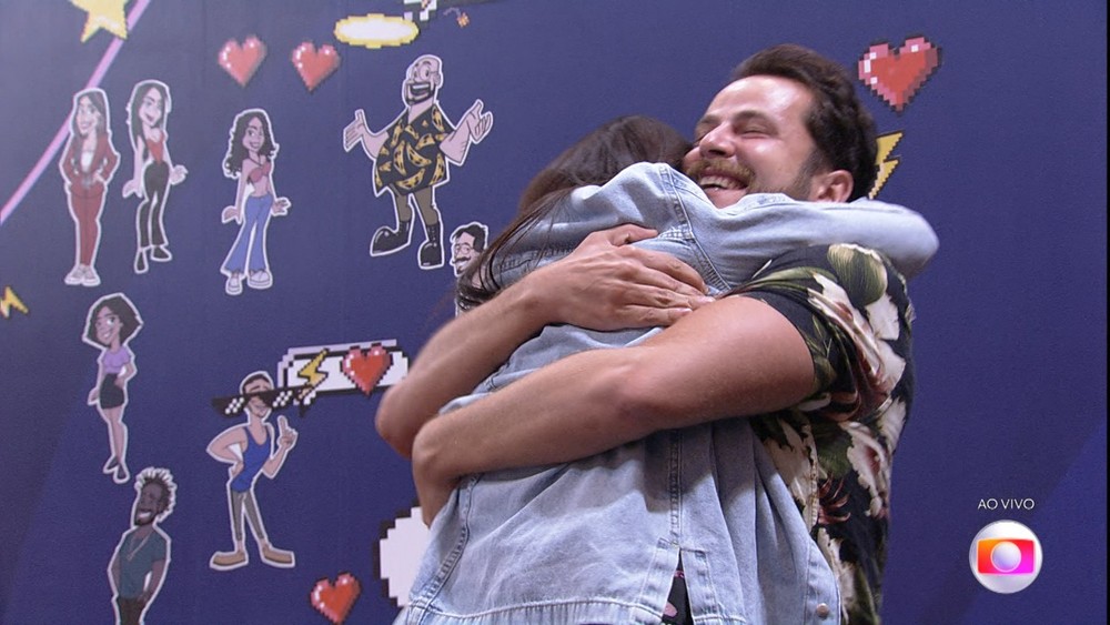 Casa de Vidro: Gustavo e Larissa entram no BBB22