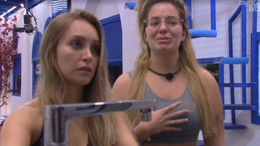 Viih Tube ‘implora’ perdão a Carla e atriz dá aviso: 'falsidade do c******'
