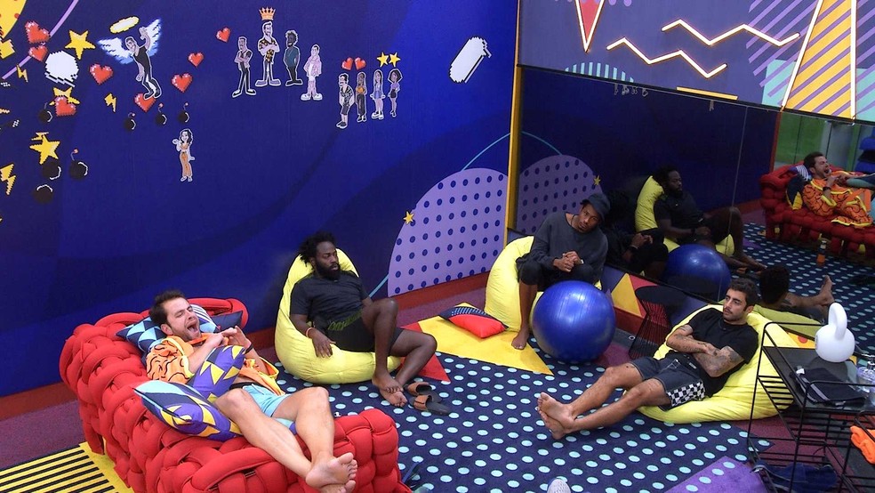 Brothers especulam sobre formação do paredão no BBB22