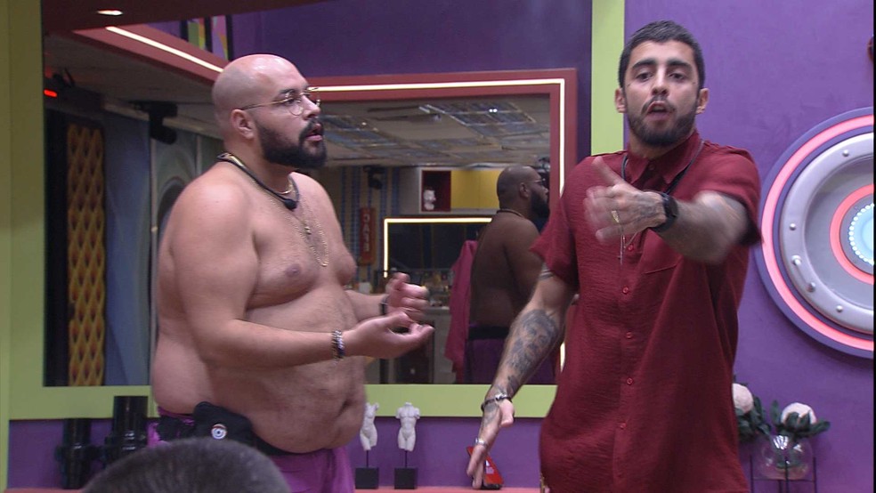 Abravanel, Scooby e Arthur discutem antes da festa deste sábado no BBB 22