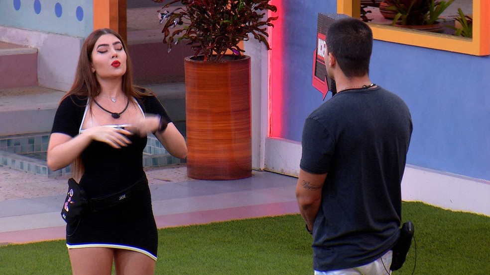 Jade e Arthur discutem durante jogo da discórdia no BBB22