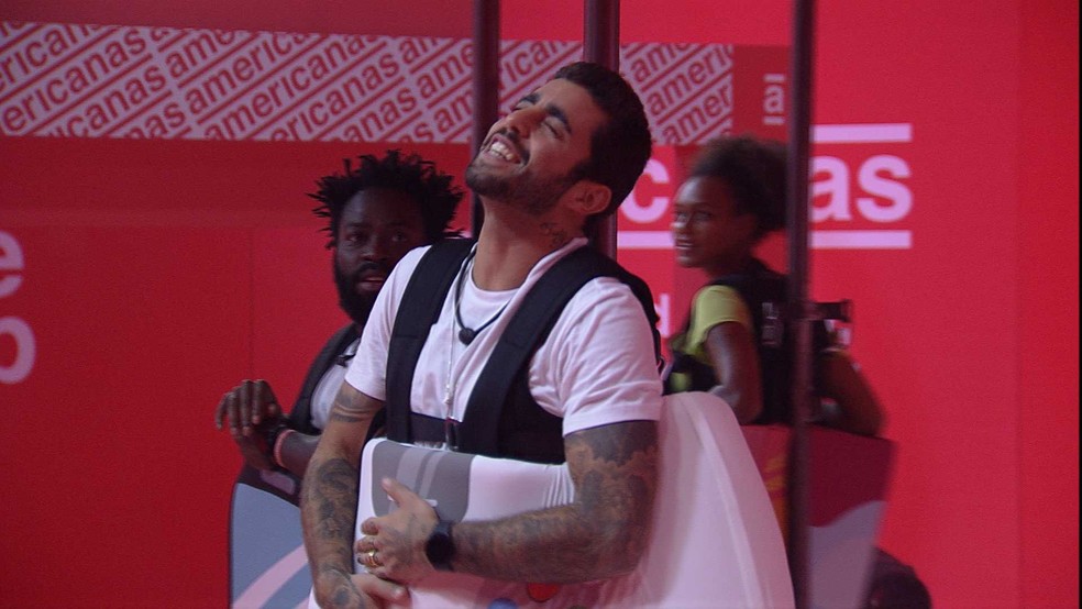 Scooby é o primeiro a desistir da prova do líder