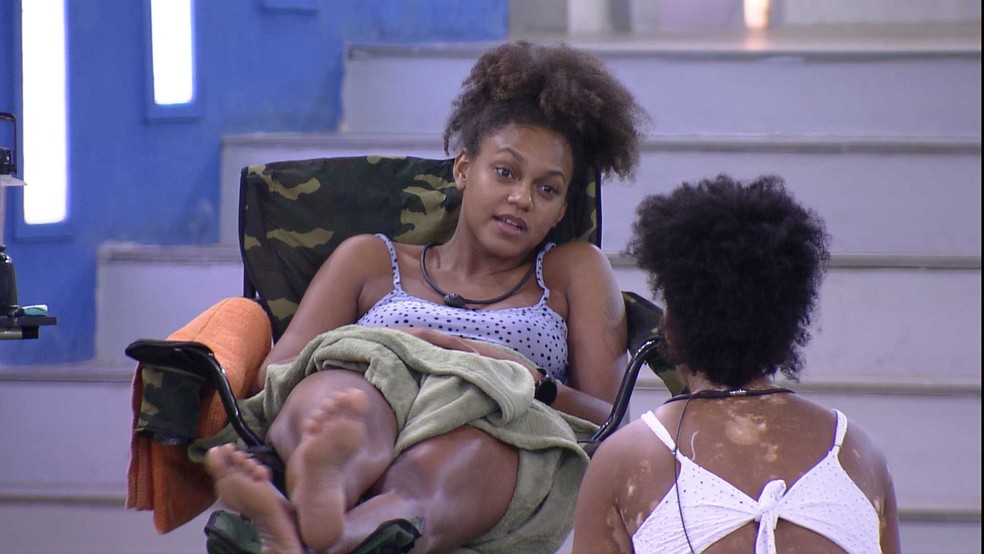 Jessi desabafa com Natália: 'Tem dias que você está insuportável'