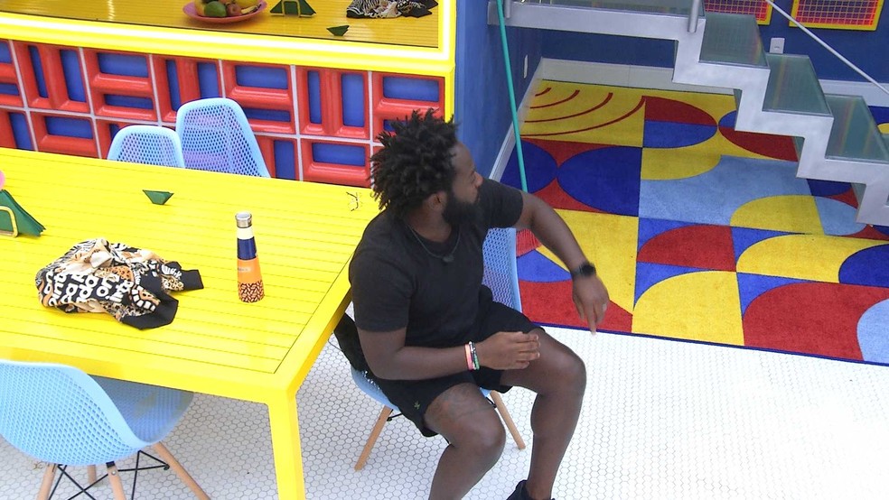 DG brinca com Eslovênia: 'A Jade saiu e você quer assumir o posto, né?'