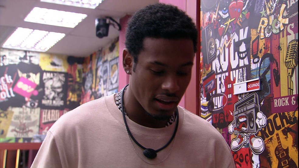 PA brinca com Natália sobre romance no BBB22: 'Você, Eli, dois filhos e um cachorro'