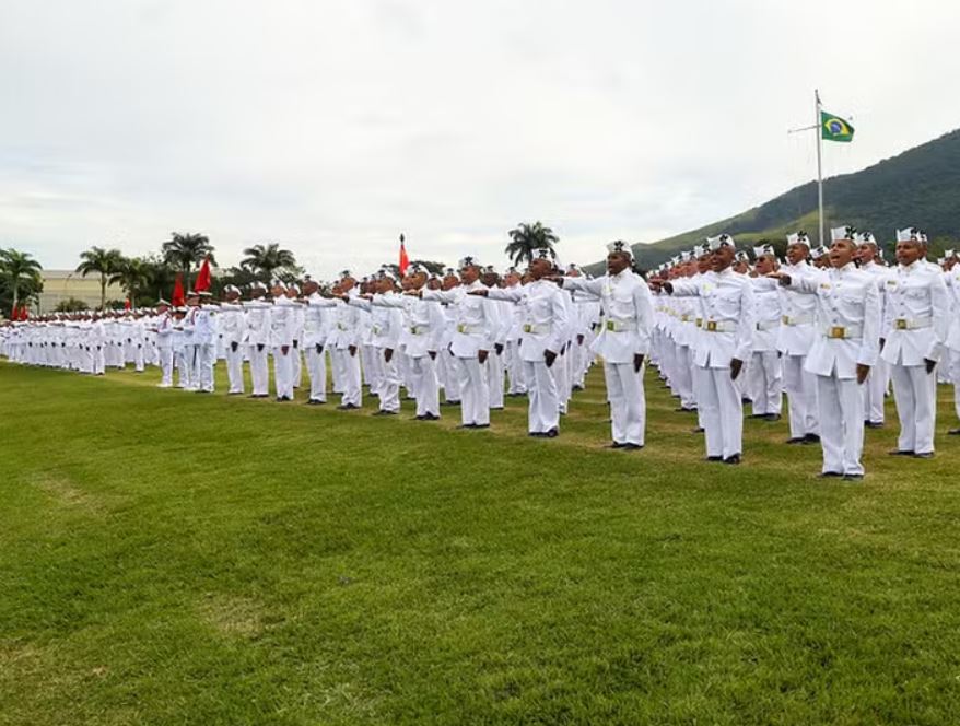 Marinha abre concurso para fuzileiros navais com 1.680 vagas 