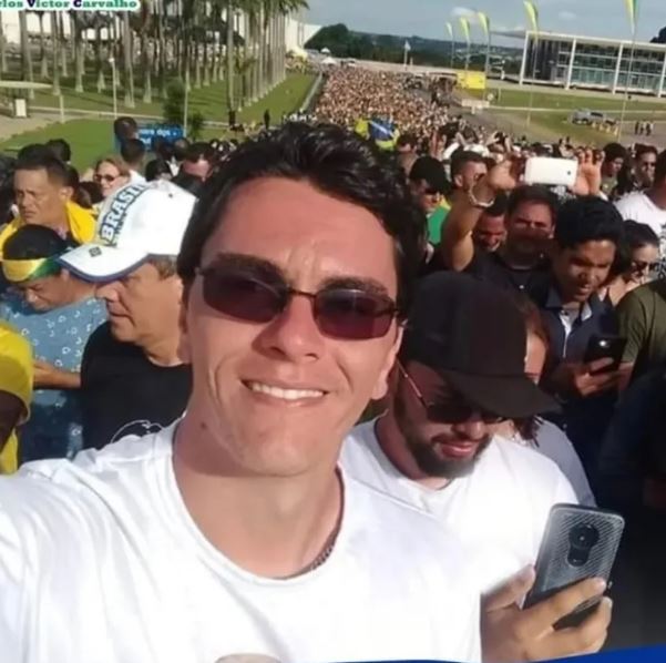 Assessor de deputado é preso em operação que mira envolvidos em ataque em Brasília