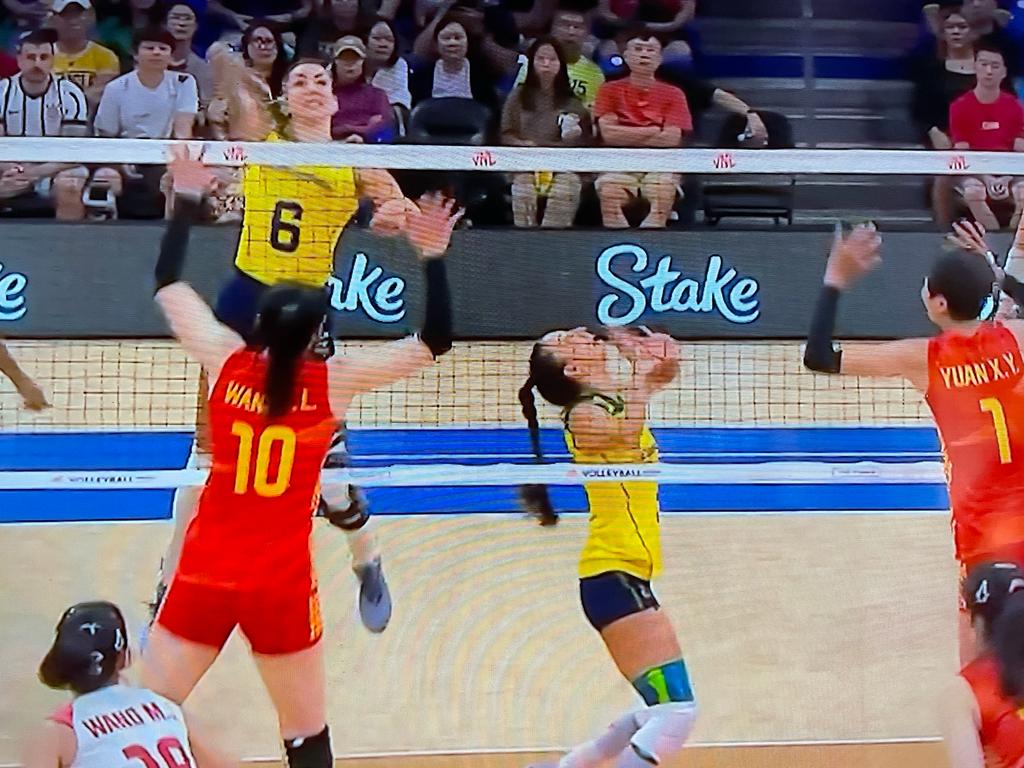 Vôlei: Brasil perde para China e está fora das quartas de final