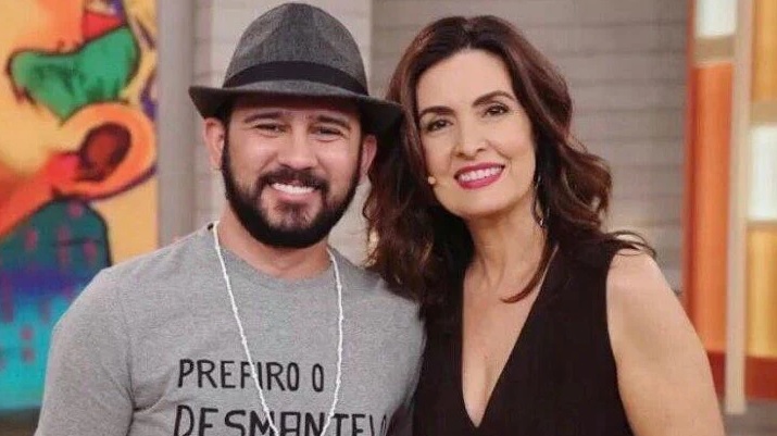 Internado com covid, poeta Bráulio Bessa tem estado de saúde atualizado