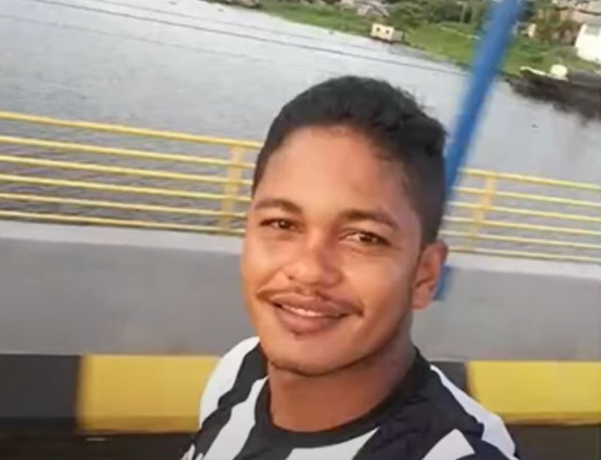 Homem cai de barco e desaparece no rio após levar paulada na cabeça no Amazonas