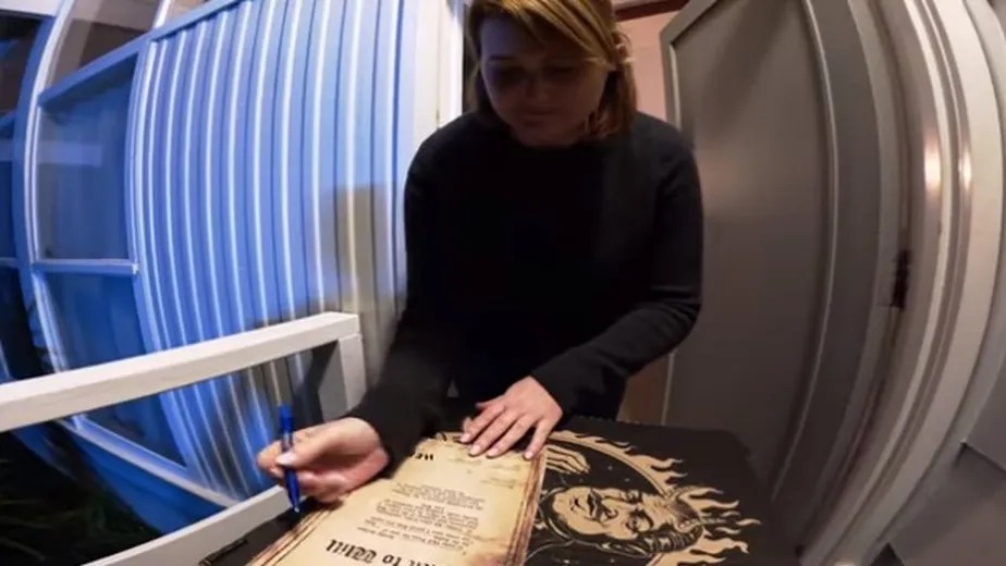 Pizzaria choca clientes com promoção onde você só paga a comida depois de morrer