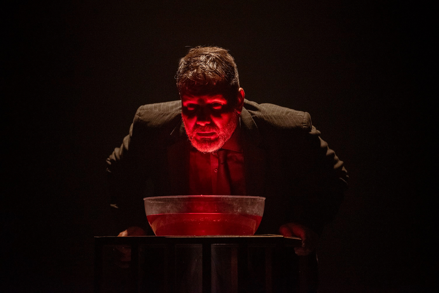 Homofobia em três atos: espetáculo em Manaus traz reflexões sobre preconceito