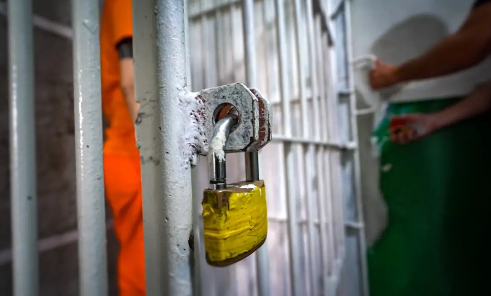 'Fichado' 17 vezes, homem é preso após série de crimes em Manaus