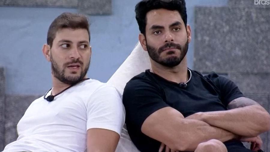 BBB21: Caio e Rodolffo cogitam que estão sendo manipulados por Sarah e Gil 