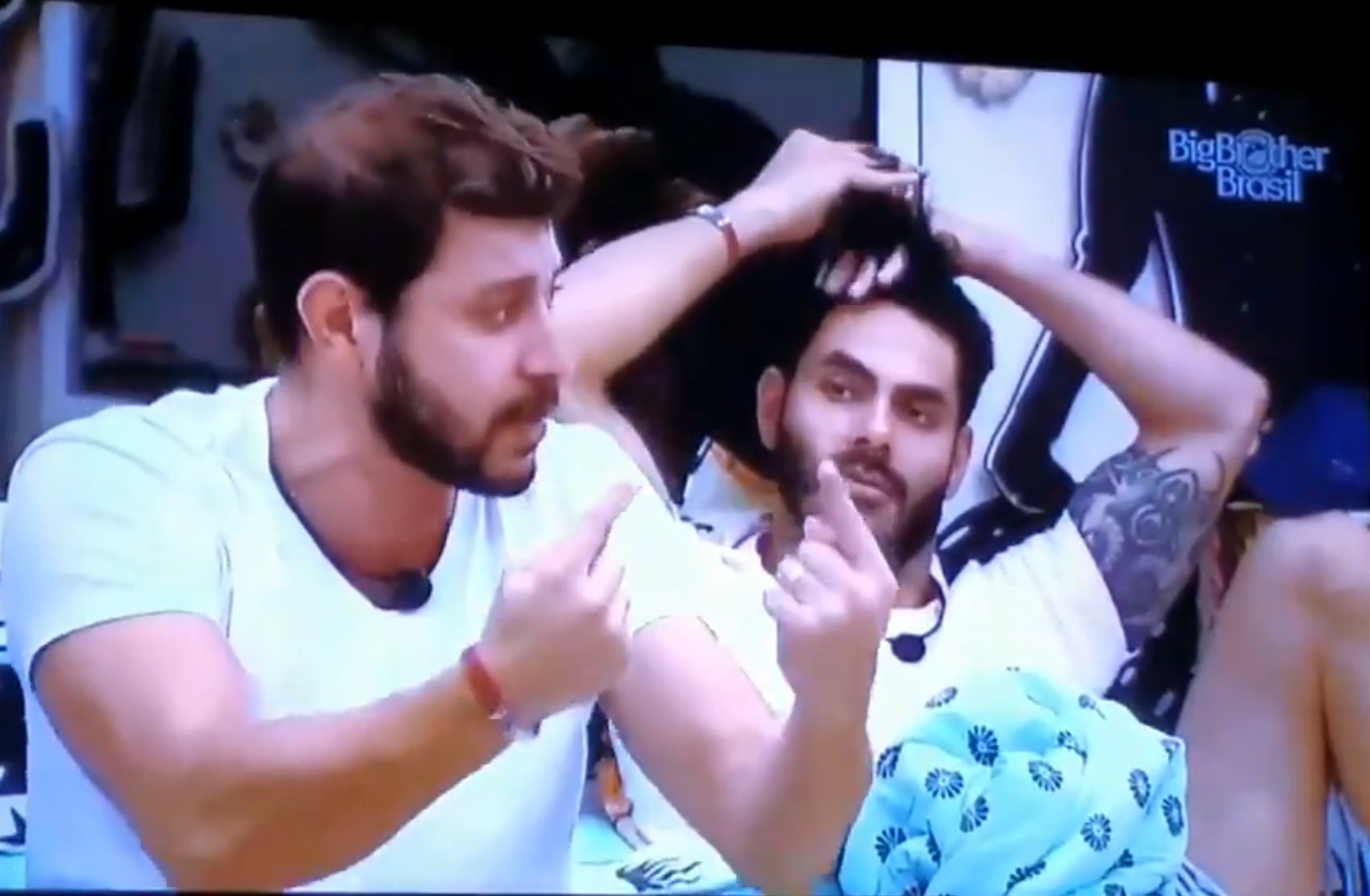 BBB21: Caio se revolta com Rodolffo e bate boca:  ‘tomar no c*’ 