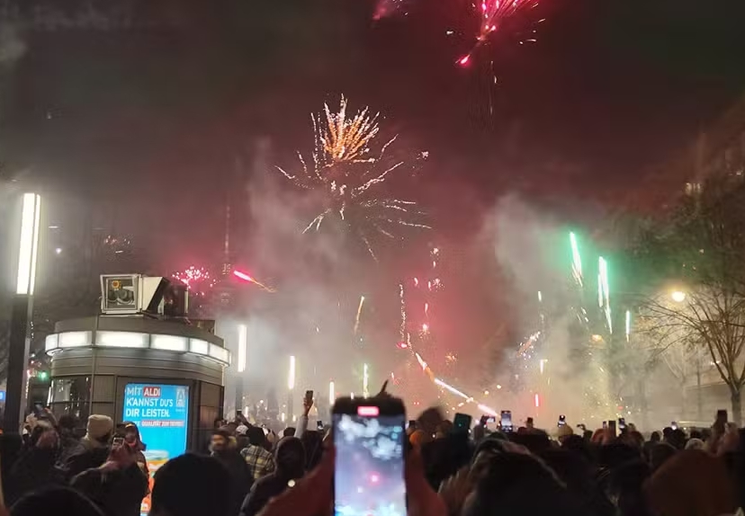 Cinco pessoas morrem devido a fogos de artifício no Ano Novo na Alemanha