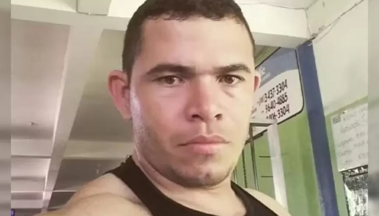 Homem é flagrado pela esposa em motel, foge e mata mototaxista atropelado