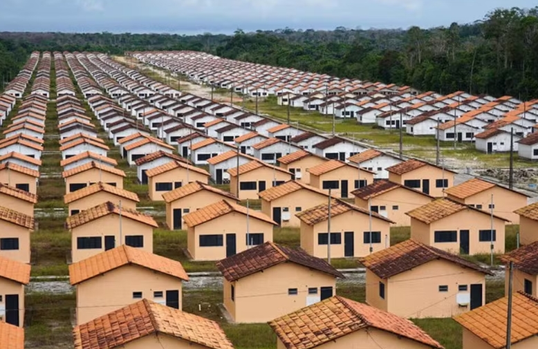 Governo anuncia novo modelo de empréstimos para compra da casa própria; veja