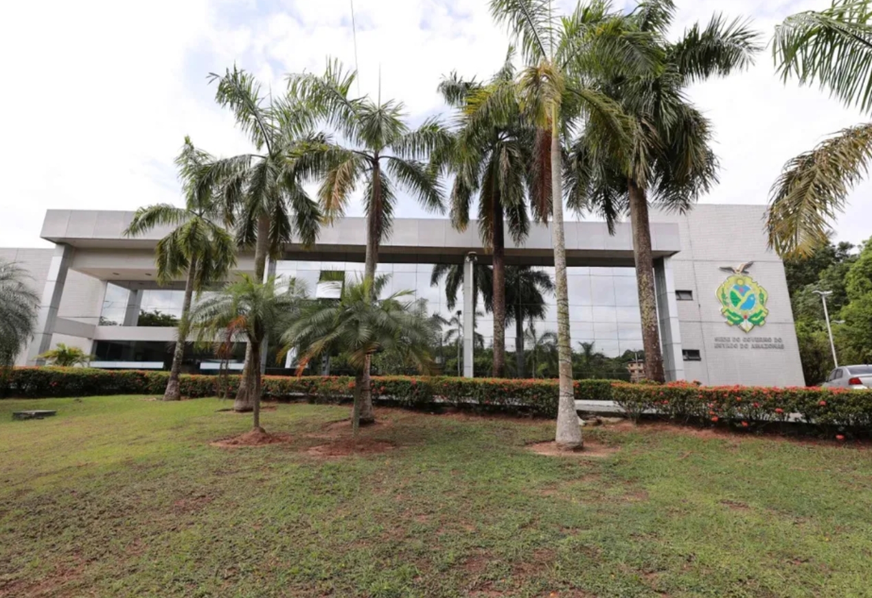 Governo do Amazonas decreta ponto facultativo e amplia feriadão da Páscoa
