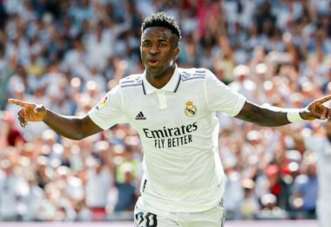 Vini Jr. recusa oferta para jogar na liga saudita, diz jornal