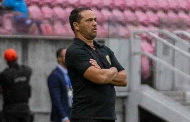 Futebol brasileiro já tem reviravolta envolvendo técnico e campeão; veja