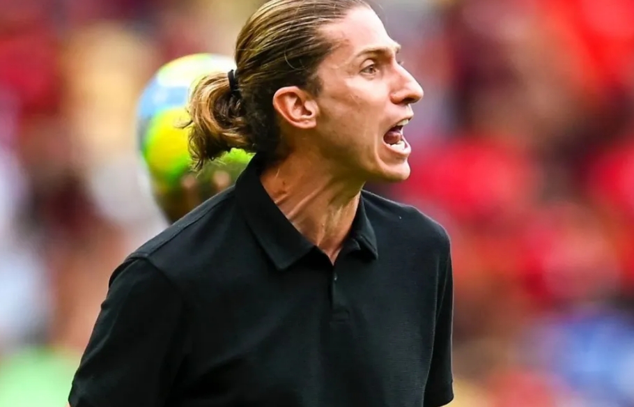 Filipe Luís fala sobre afastamento de Gabigol do Flamengo